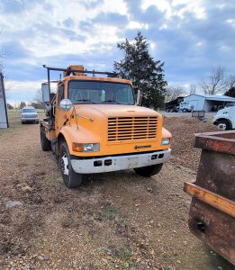 #2 Used DP 1250-15H Post Driver on 2001 International 4700 Cab & Chassis